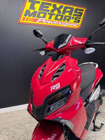 2026 Ascend R9