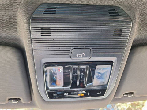 2026 Volkswagen Atlas Cross Sport SEL R-Line Black 4Motion