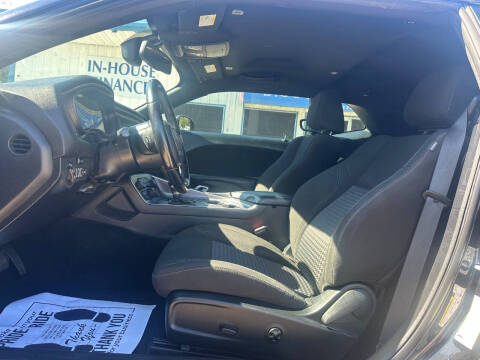 2020 Dodge Challenger SXT