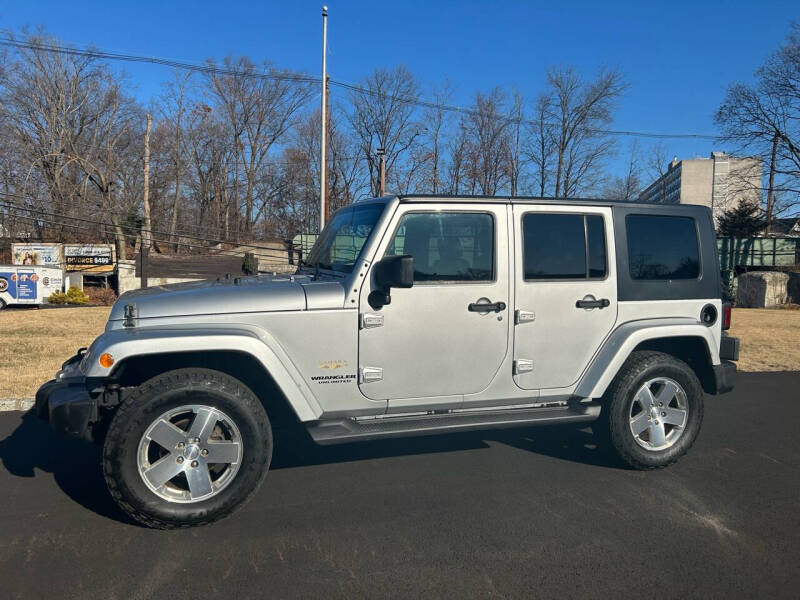 2009 Jeep Wrangler Unlimited Sahara photo 2