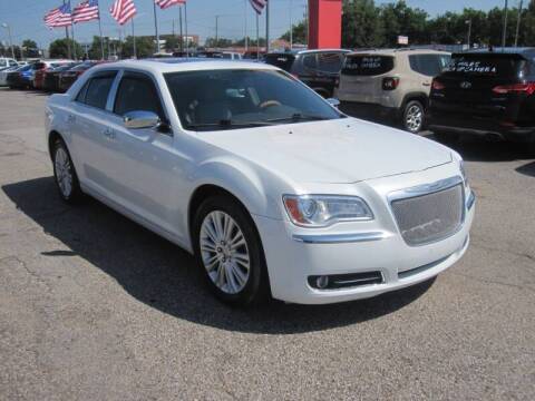 2014 Chrysler 300 for sale at T & D Motor Company in Bethany OK