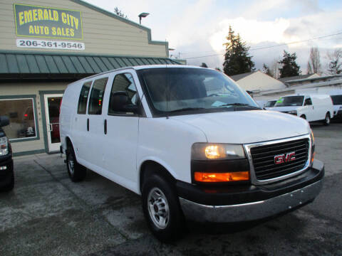2022 GMC Savana 2500