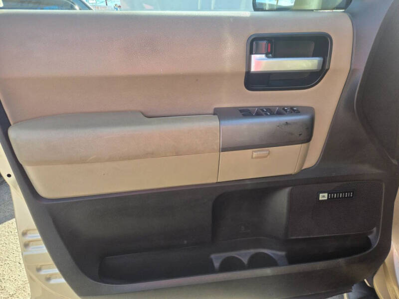 2010 Toyota Sequoia Limited