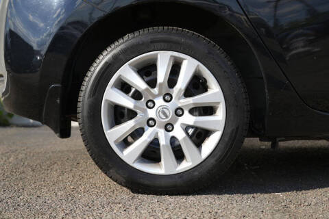 2017 Nissan LEAF S