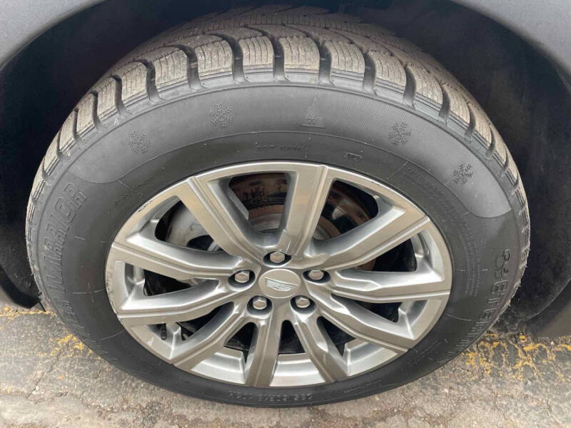 2021 Cadillac XT4 Premium Luxury