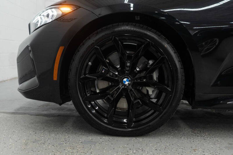 2025 BMW 3 Series 330i xDrive