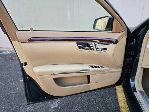 2010 Mercedes-Benz S-Class S 550 4MATIC