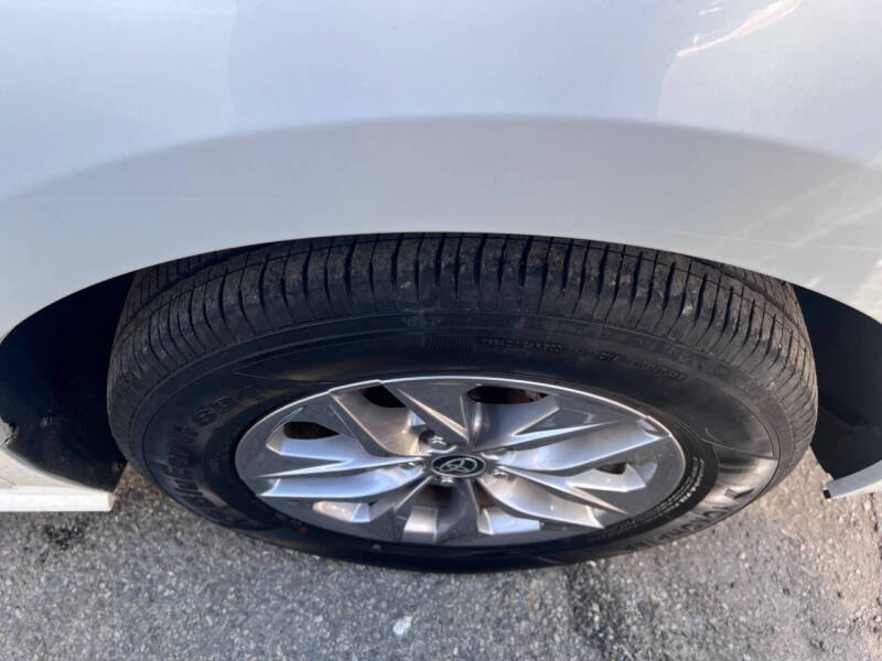 2022 Toyota Sienna XLE 7-Passenger