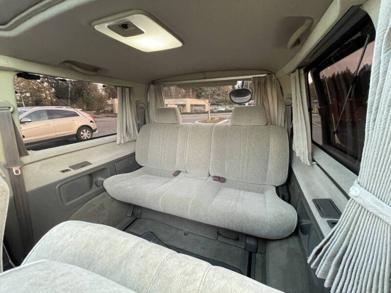 1997 Toyota Granvia