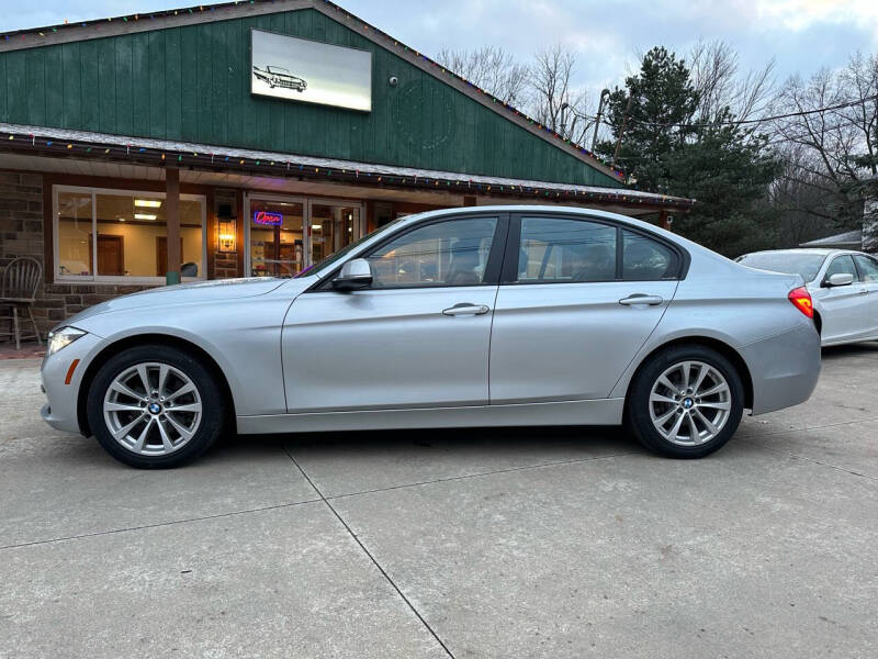 2018 BMW 3 Series 320i photo 2