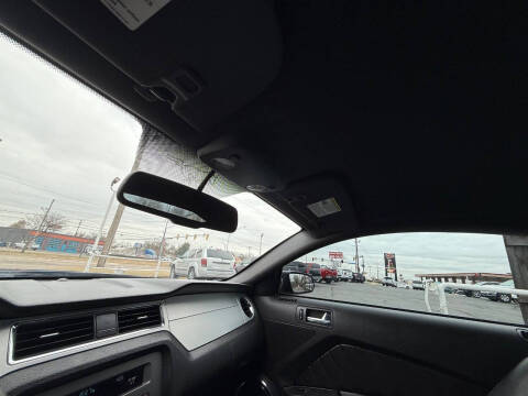 2011 Ford Mustang V6 Premium