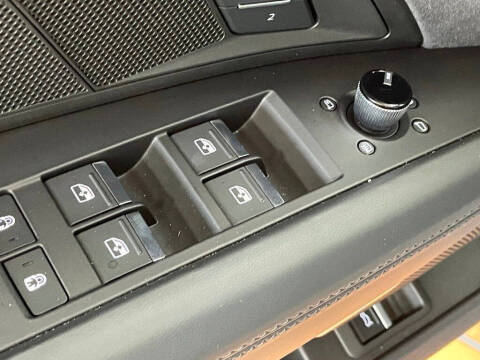 2023 Audi e-tron GT quattro Premium Plus