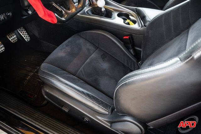 2016 Dodge Challenger SRT Hellcat