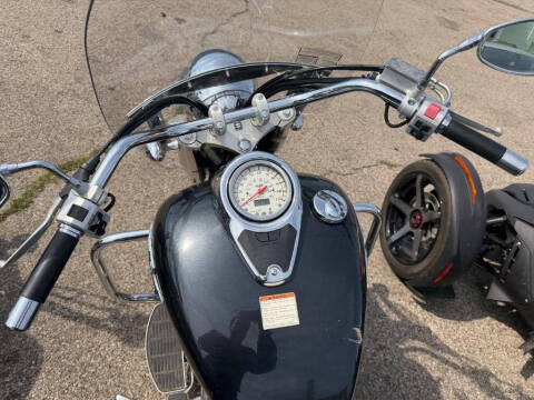 2006 Suzuki Boulevard