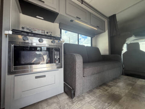 2022 Forester River Solera 32dsb