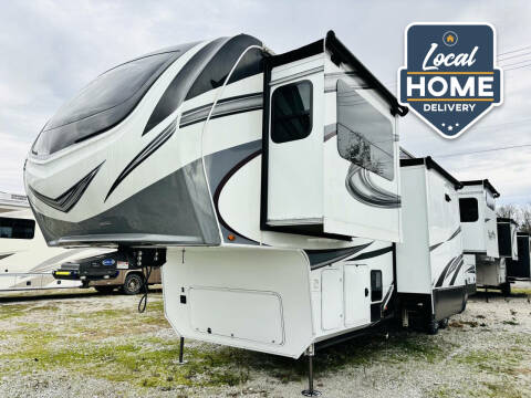 2022 Grand Design RV Solitude ST380FL-R