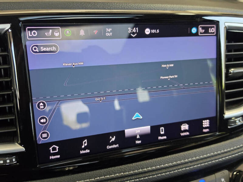 2024 Chrysler Pacifica Limited