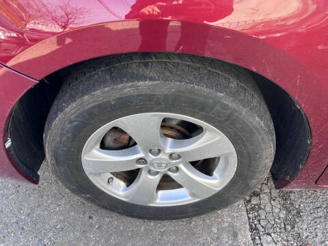 2014 Toyota Sienna LE 8-Passenger