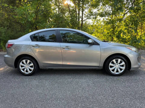 2013 Mazda MAZDA3 i SV