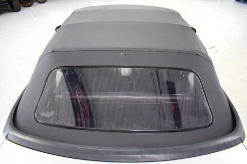 2004 Ford Mustang Deluxe