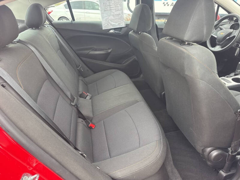 2018 Chevrolet Cruze LS Auto