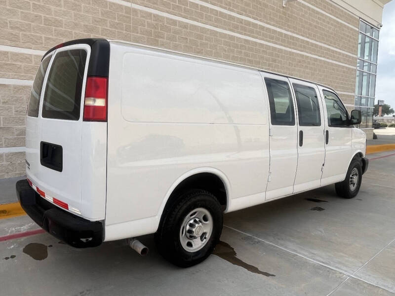 2014 Chevrolet Express 2500