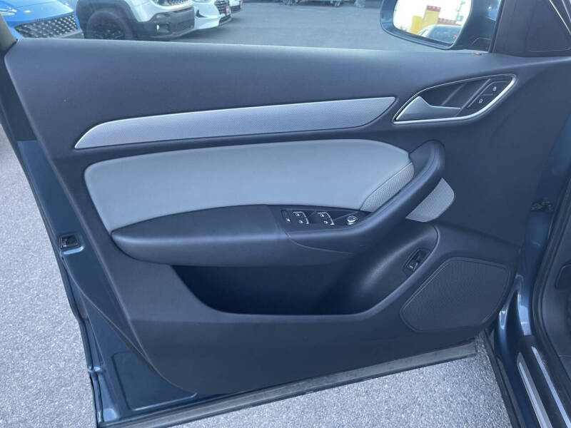 2018 Audi Q3 2.0T Premium