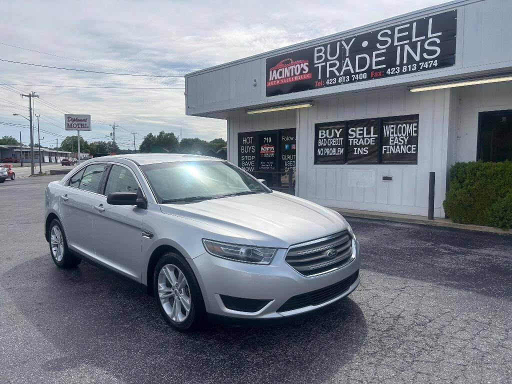 Silver 2018 Ford Taurus SE SE 4dr Sedan 2