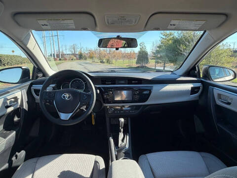 2015 Toyota Corolla LE