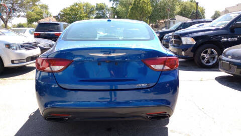 2015 Chrysler 200 S