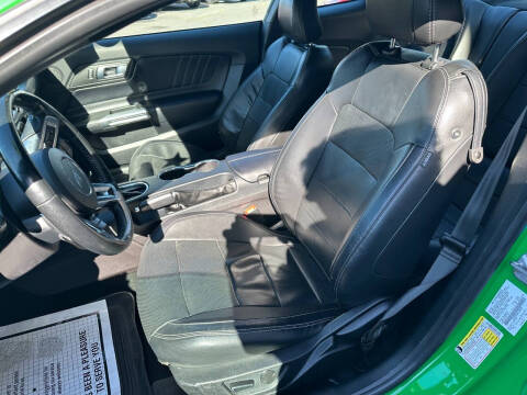 2019 Ford Mustang EcoBoost Premium