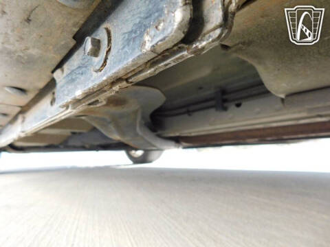 2004 Ford Thunderbird Deluxe