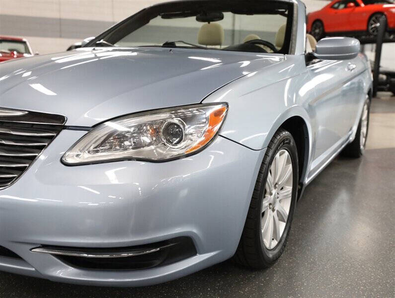 2012 Chrysler 200 Touring
