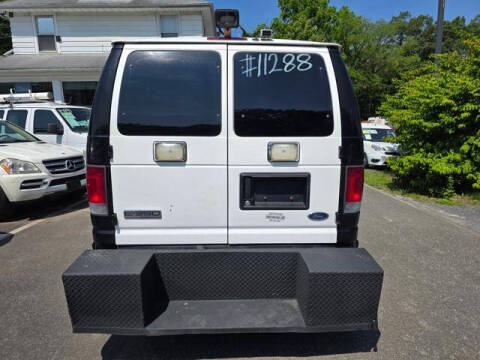 2009 Ford E-Series E-350 SD