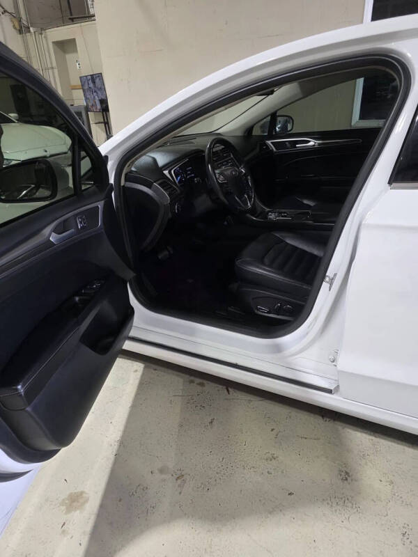 2019 Ford Fusion SEL