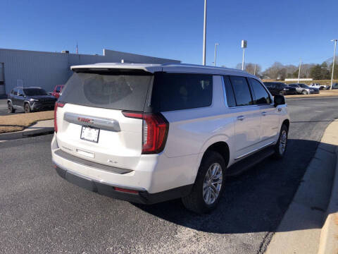 2022 GMC Yukon XL SLT