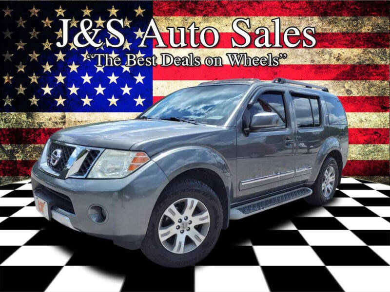 2008 Nissan Pathfinder LE