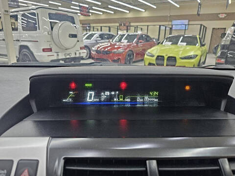 2012 Toyota Prius v Two