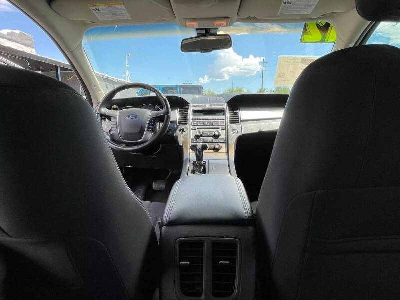 2012 Ford Taurus SEL