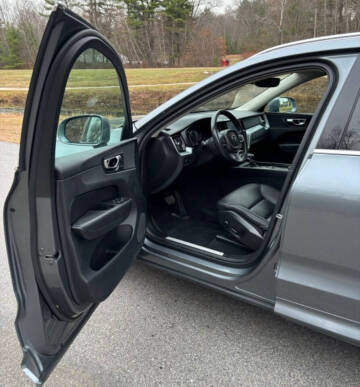 2018 Volvo XC60 T5 Momentum