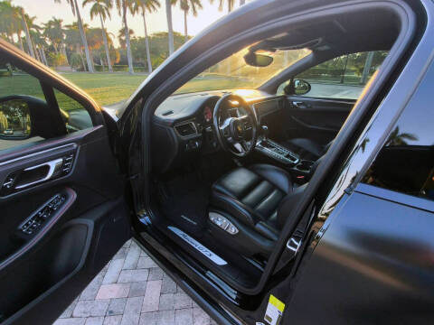 2018 Porsche Macan GTS