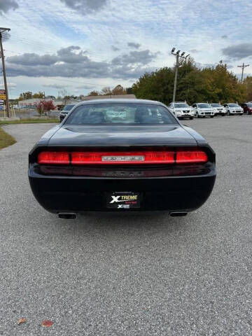 2014 Dodge Challenger SXT