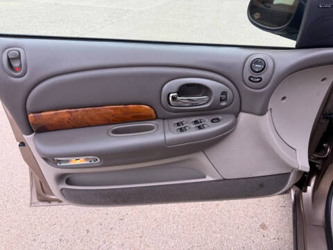 2001 Chrysler 300M