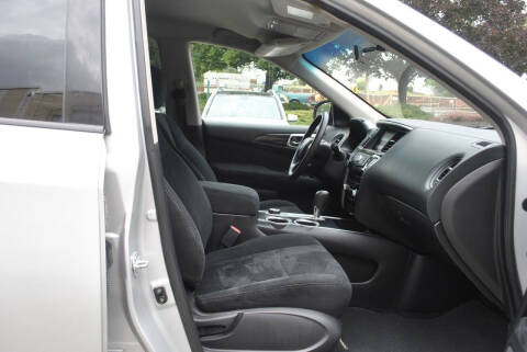 2014 Nissan Pathfinder S