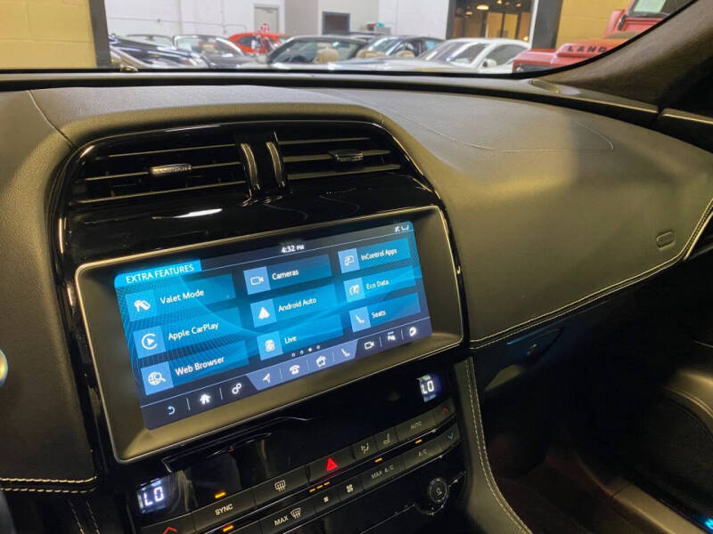 2019 Jaguar F-PACE S