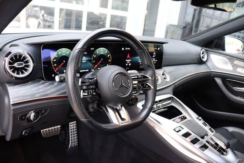 2022 Mercedes-Benz AMG GT 43