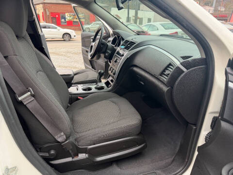 2011 Chevrolet Traverse LT