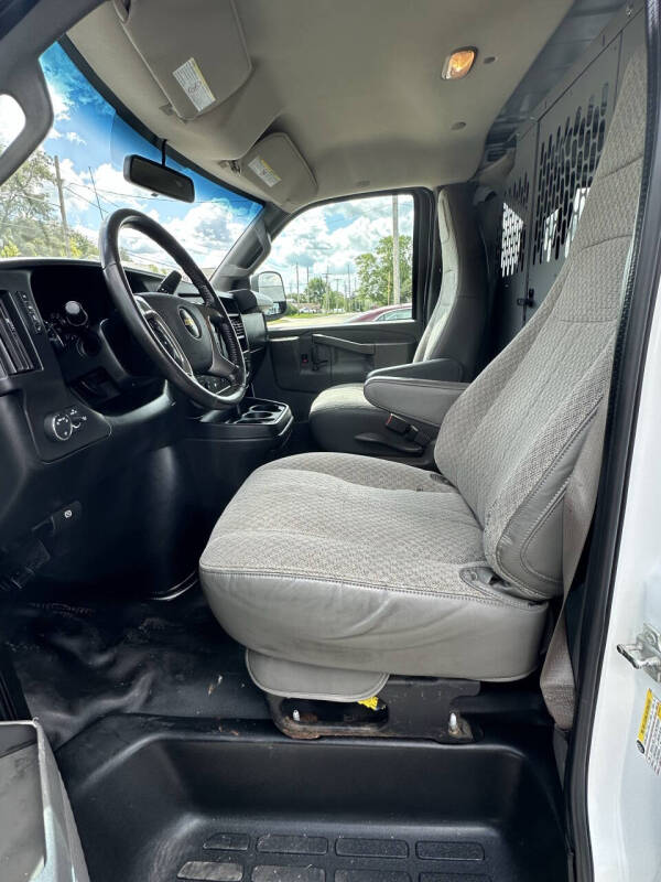 2019 Chevrolet Express 2500