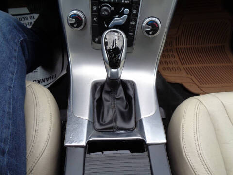 2017 Volvo S60 T5 Dynamic