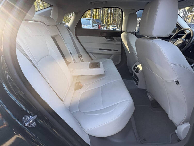 2016 Jaguar XF 35t Premium